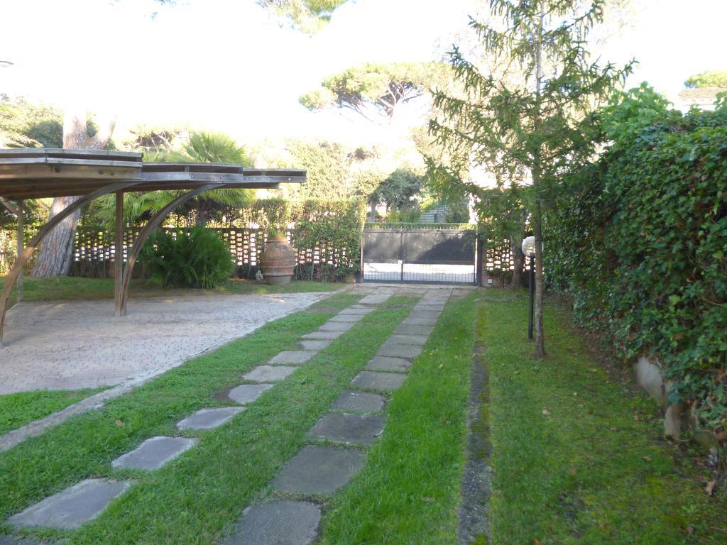 Il Geranio Villa Tirrenia Exterior photo